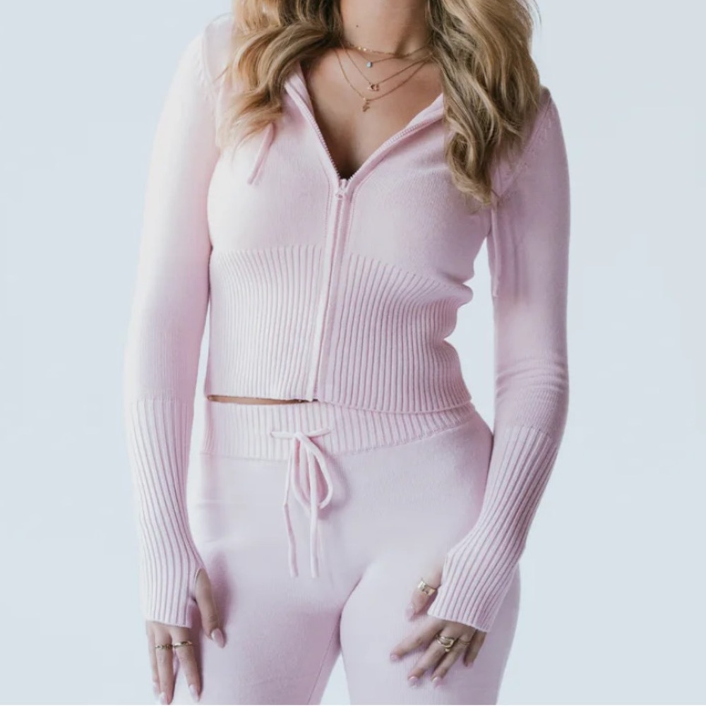 Soft Pink Knit Zip Crop Sweater